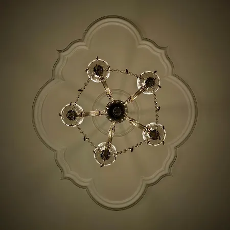 Lingulas - Cosy On Sancova Street, With Free Parking *