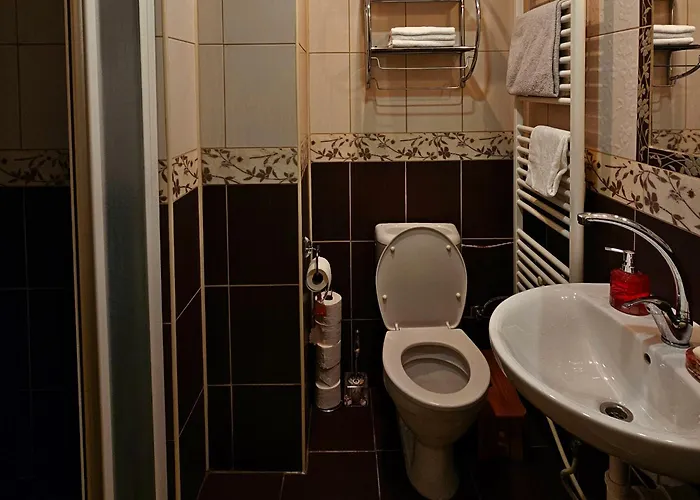 Lingulas - Cosy On Sancova Street, With Free Parking Appartement Bratislava