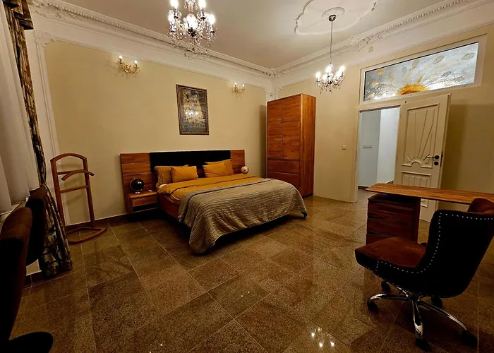 Apartman Lingulas - Cosy On Sancova Street, With Free Parking *