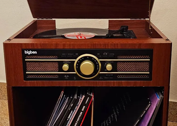 Lingulas - Cosy On Sancova Street, With Free Parking * Pozsony