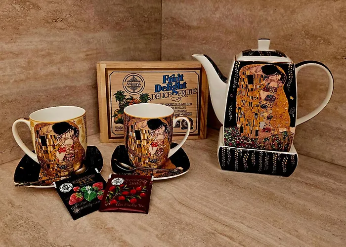 Lingulas - Cosy On Sancova Street, With Free Parking